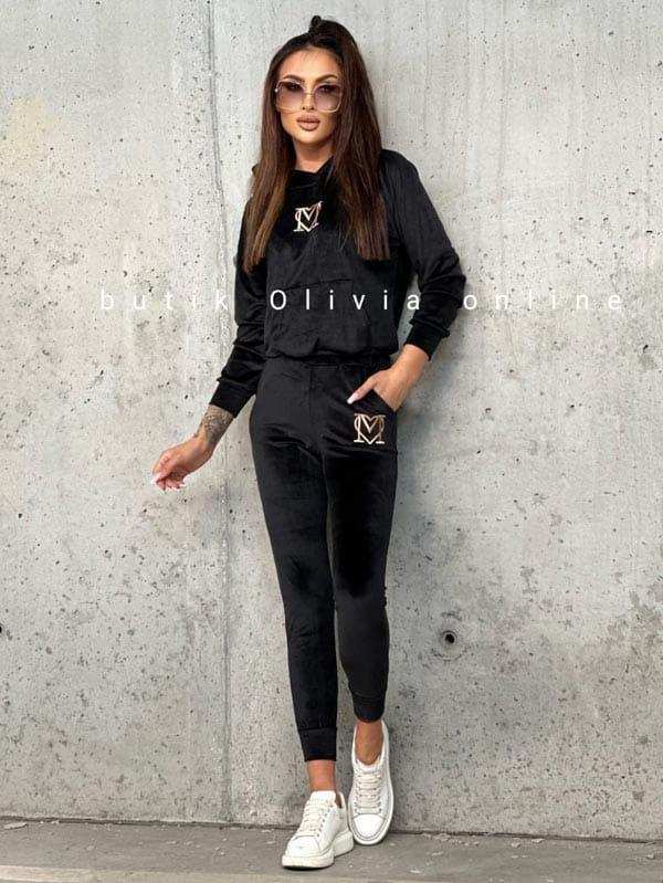 damski-dres-welurowy-z-kapturem-bluza-spodnie-czarny-2.jpg