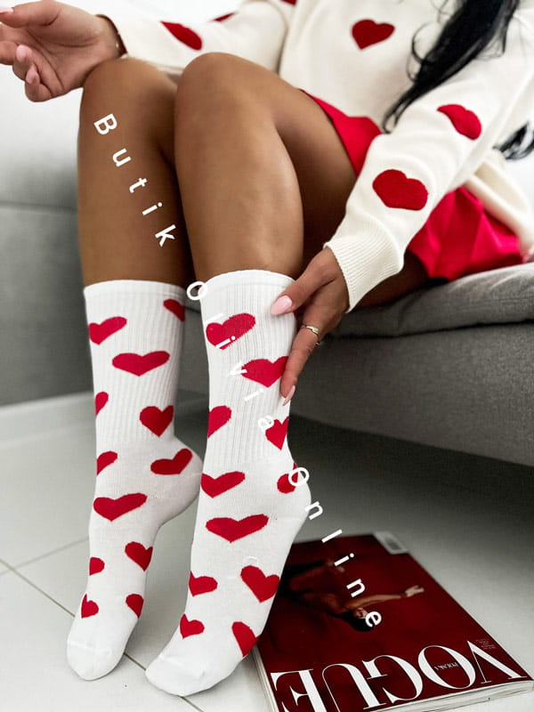 skarpetki-w-serduszka-biale-more-love-1.jpg