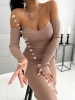 sukienka-prazkowana-midi-z-odkrytymi-ramionami-bezowa-horny-4.jpg