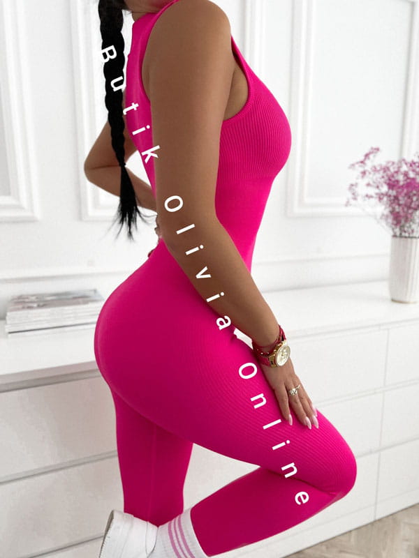 kombinezon-prazkowany-fuksjowy-slim-perfect-4.jpg