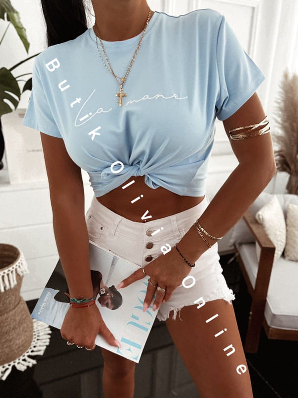 t-shirt-z-haftem-mane-blekitny