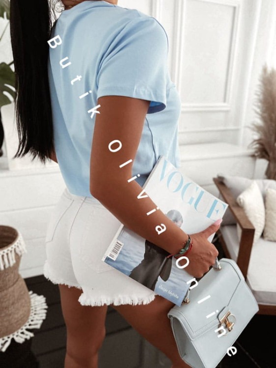 t-shirt-z-haftem-mane-blekitny