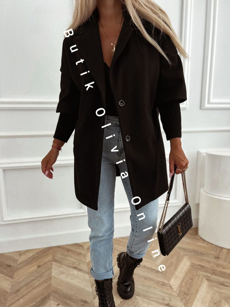 plaszcz-damski-przed-kolano-oversize-ze-sweterkowymi-rekawami-czarny