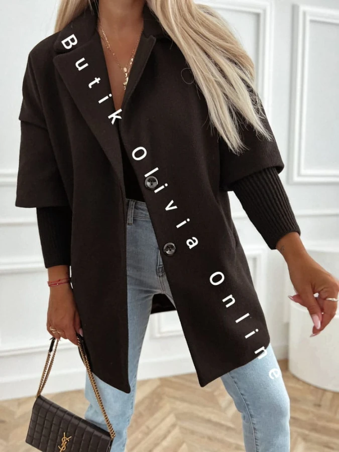 plaszcz-damski-przed-kolano-oversize-ze-sweterkowymi-rekawami-czarny