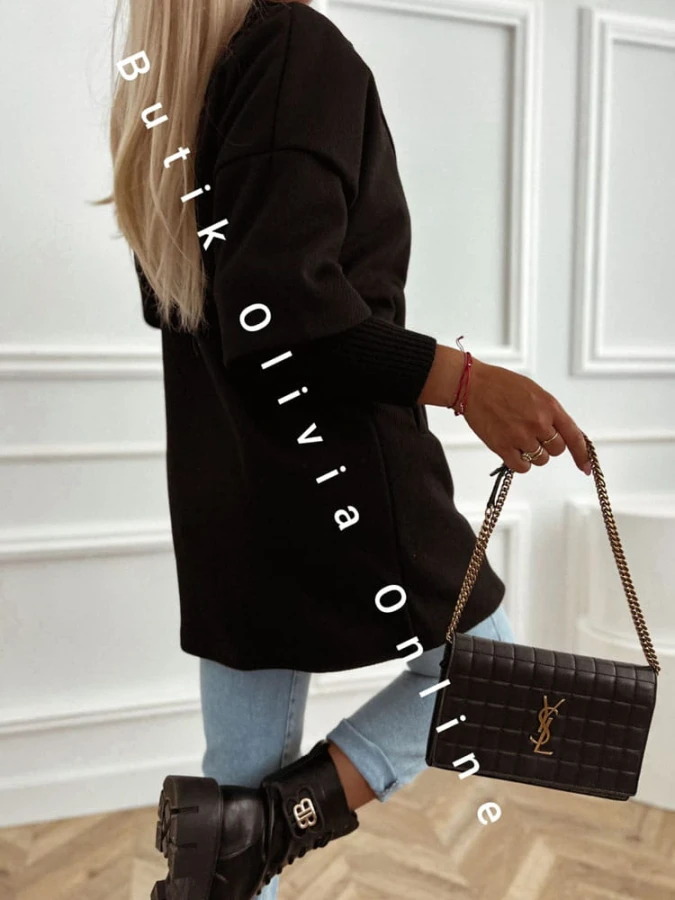 plaszcz-damski-przed-kolano-oversize-ze-sweterkowymi-rekawami-czarny