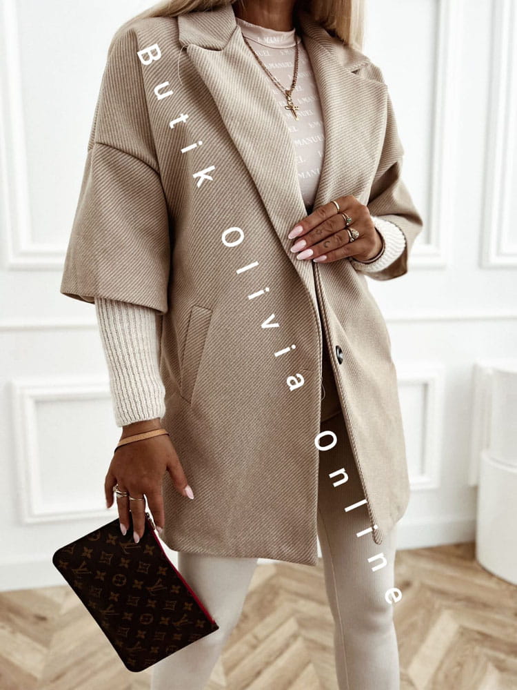plaszcz-damski-przed-kolano-oversize-ze-sweterkowymi-rekawami-bezowy