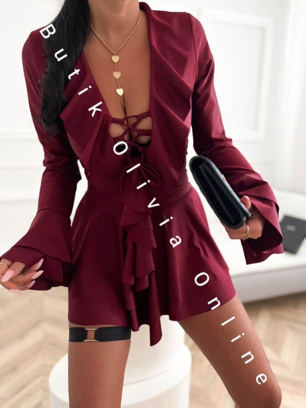 kombinezon-krotki-z-dekoltem-i-falbankami-doly-bordowy