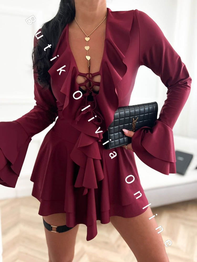 kombinezon-krotki-z-dekoltem-i-falbankami-doly-bordowy