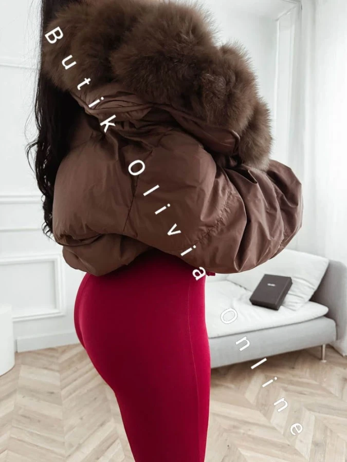 czekoladowa-kurtka-puchowa-z-odpinanym-lisem