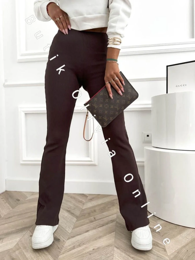 legginsy-prazkowane-z-szerokimi-nogawkami-czekoladowe