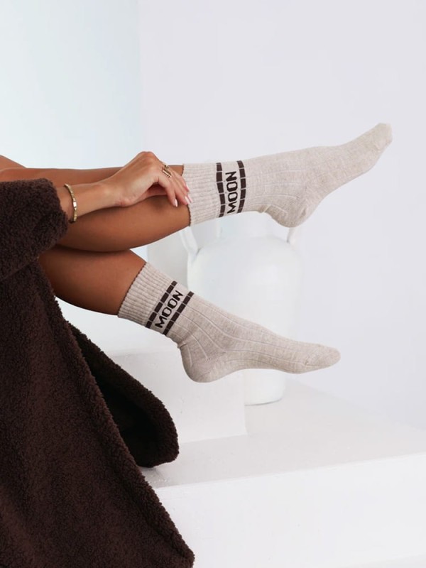 skarpetki-za-kostke-bezowe-moon-1.jpg