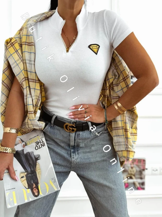 t-shirt-z-dekoltem-na-zamek-diamond-bialy