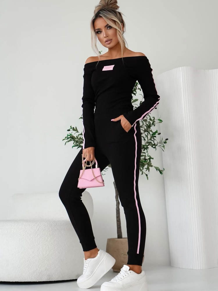 komplet-prazkowany-dzianinowy-bluzka-spodnie-sweet-czarny