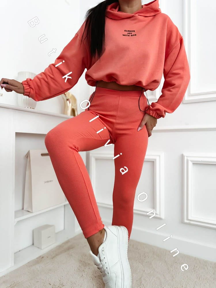komplet-bluza-oversize-legginsy-prazek-always-koralowy