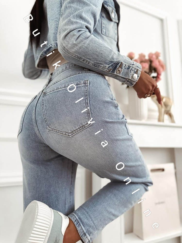 spodnie-jeansu-z-wysokim-stanem-new-mom-fit-niebieskie
