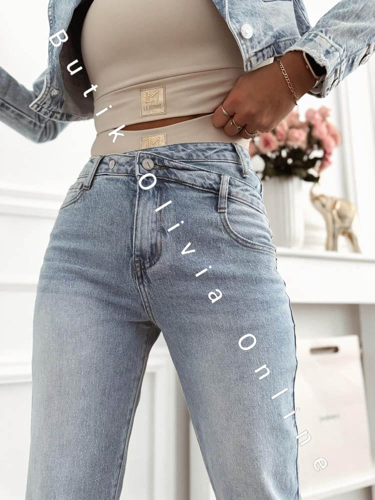 spodnie-jeansu-z-wysokim-stanem-new-mom-fit-niebieskie