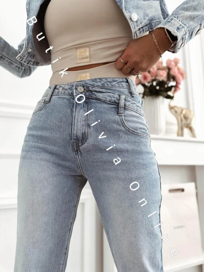 spodnie-jeansu-z-wysokim-stanem-new-mom-fit-niebieskie