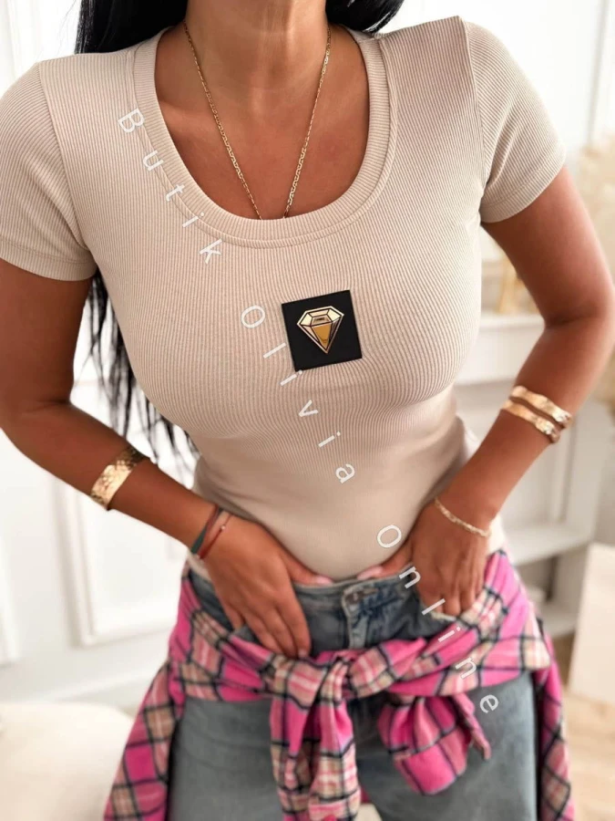 t-shirt-prazkowany-z-diamentem-bezowy