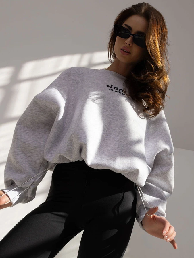 komplet-deresowy-szara-bluza-oversize-czarne-legginsy-z-wysokim-stanem-5.jpg