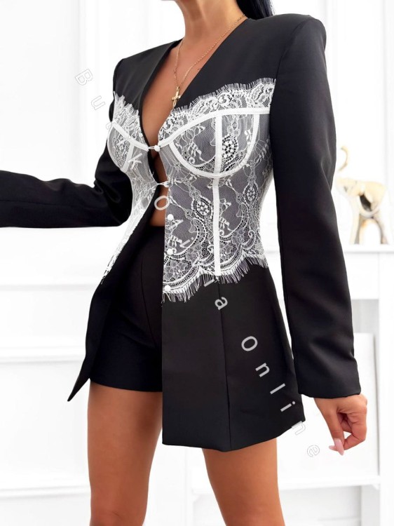 elegancki czarny damski komplet marynarka z koronką i szorty