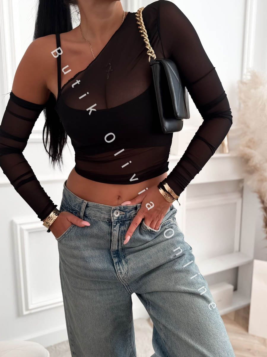 czarna bluzka asymetryczna siatka i top na cienkich ramiączkach