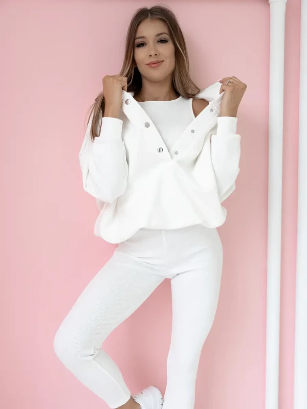 biały komplet damski 3-częściowy bluza oversize prążkowane legginsy i top na ramiączkach na co dzień