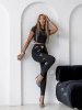 komplet-dopasowany-z-matowej-lycry-bluzka-na-krotki-rekawe-legginsy-z-wysokim-stanem-czarny-angel-3.webp