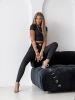 komplet-dopasowany-z-matowej-lycry-bluzka-na-krotki-rekawe-legginsy-z-wysokim-stanem-czarny-angel-5.webp