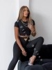 komplet-dopasowany-z-matowej-lycry-bluzka-na-krotki-rekawe-legginsy-z-wysokim-stanem-czarny-angel-6.webp