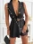 czarny elegancki krótki kombinezon bez rękawów z paskiem i dekoltem V