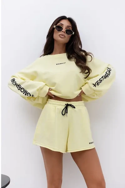 komplet bluza oversize i luźne szorty żółty