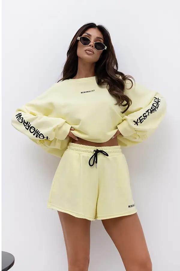 komplet bluza oversize i luźne szorty żółty