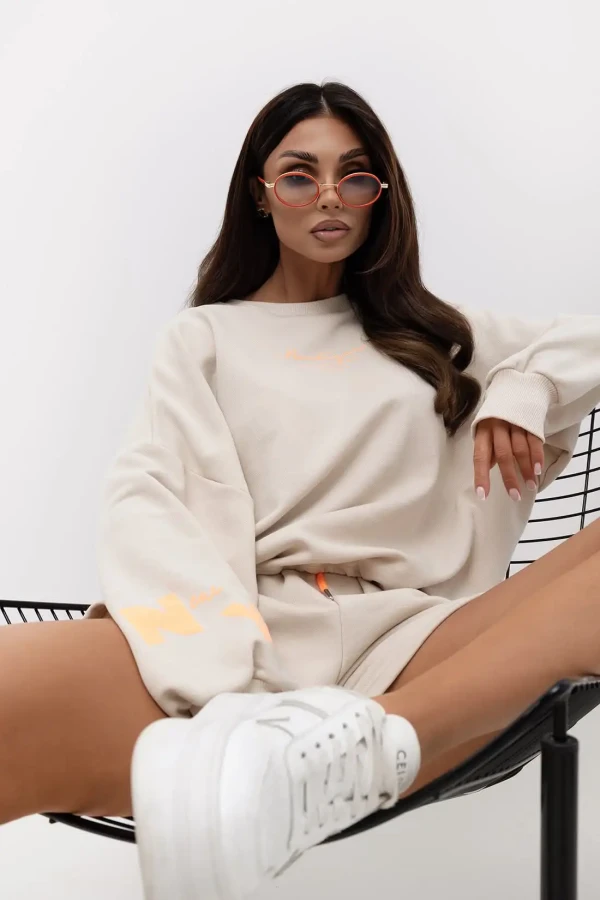 komplet dresowy bluza oversize i szorty beżowy