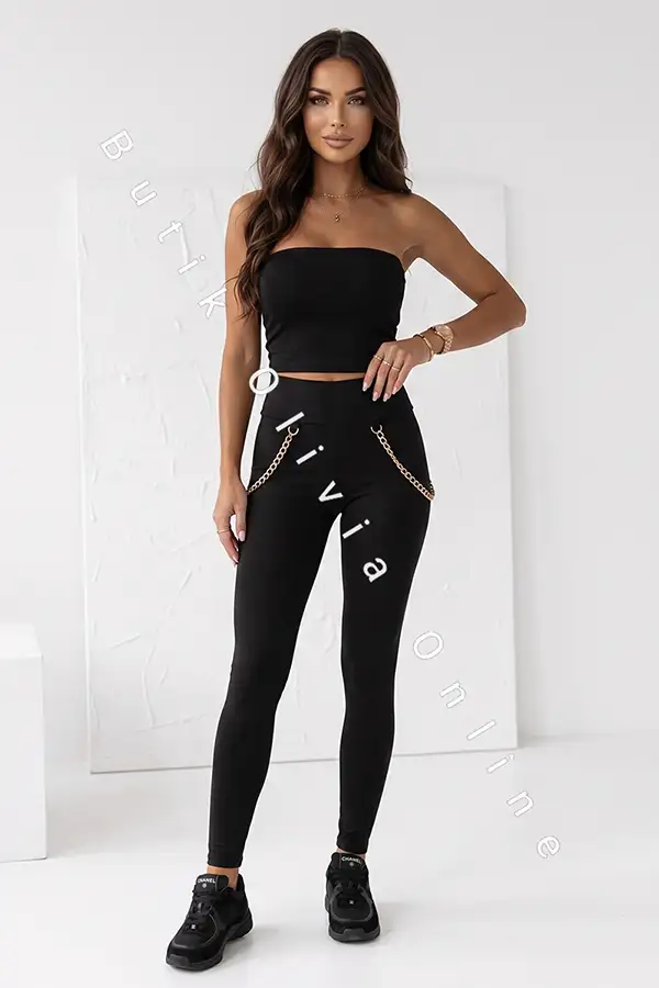 czarne legginsy modelujące prążkowane ze złotymi łańcuchami wysoki stan