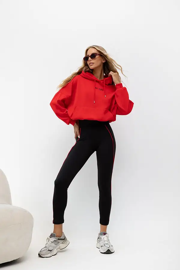 komplet-czerona-bluza-oversize-czarne-legginsy-speed-3.webp