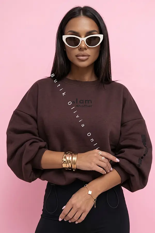 czekoladowy komplet ocieplana bluza oversize bez kaptura i kryjące czarne legginsy z wysokim stanem