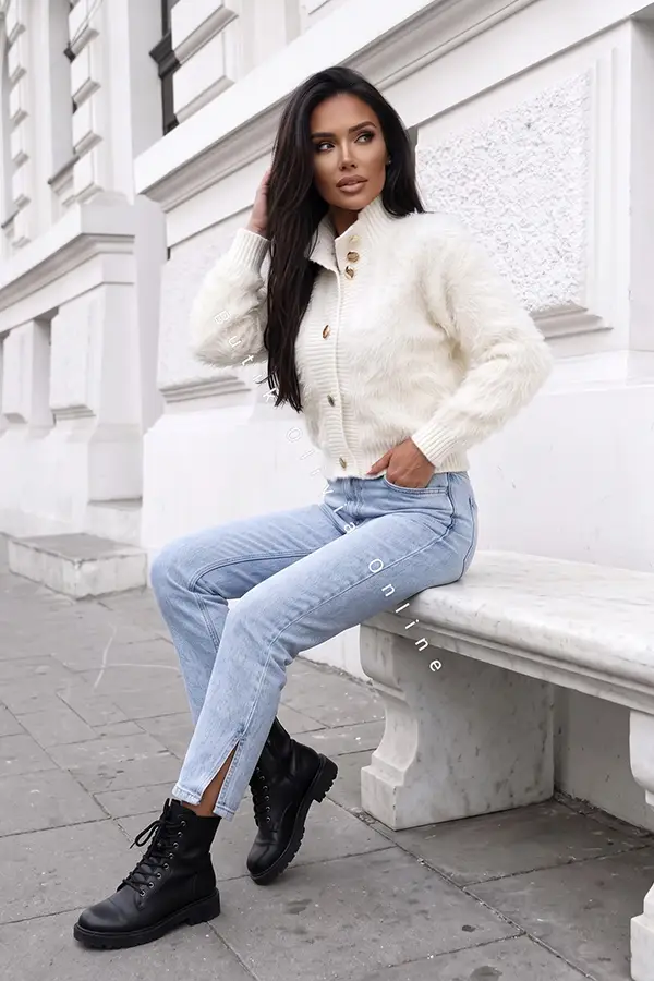 kardigan-sweter-na-guziki-rozpinany-smietankowy-chic-2.webp