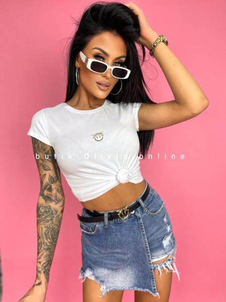 t-shirt-z-broszka-bialy-1.jpg
